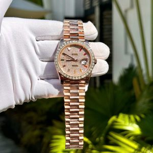 Đồng Hồ Rolex Đính Đá Moissanite Baguette Phủ Vàng Cọc Số 7 Màu Day-Date 40mm (1)