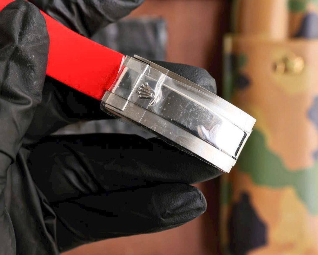 Đồng Hồ Rolex Fake Cao Cấp Đính Đá Viền Đỏ DateJust 41mm (1)