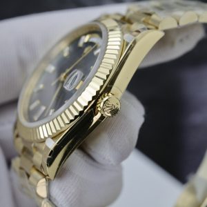 Đồng Hồ Rolex Fake Cao Cấp Mặt Xà Cừ Tím Máy Thụy Sỹ Day-Date 40mm (2)