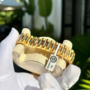 Đồng Hồ Rolex Mặt Khảm Trai Trắng Moissanite Phủ Vàng Vàng Day-Date GM 40mm (1)