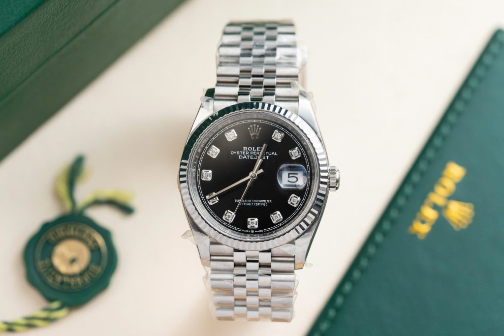 Đồng Hồ Rolex Nam Rep 1:1 Mặt Số Đen Đính Đá Xưởng Clean 126234 36mm (1)
