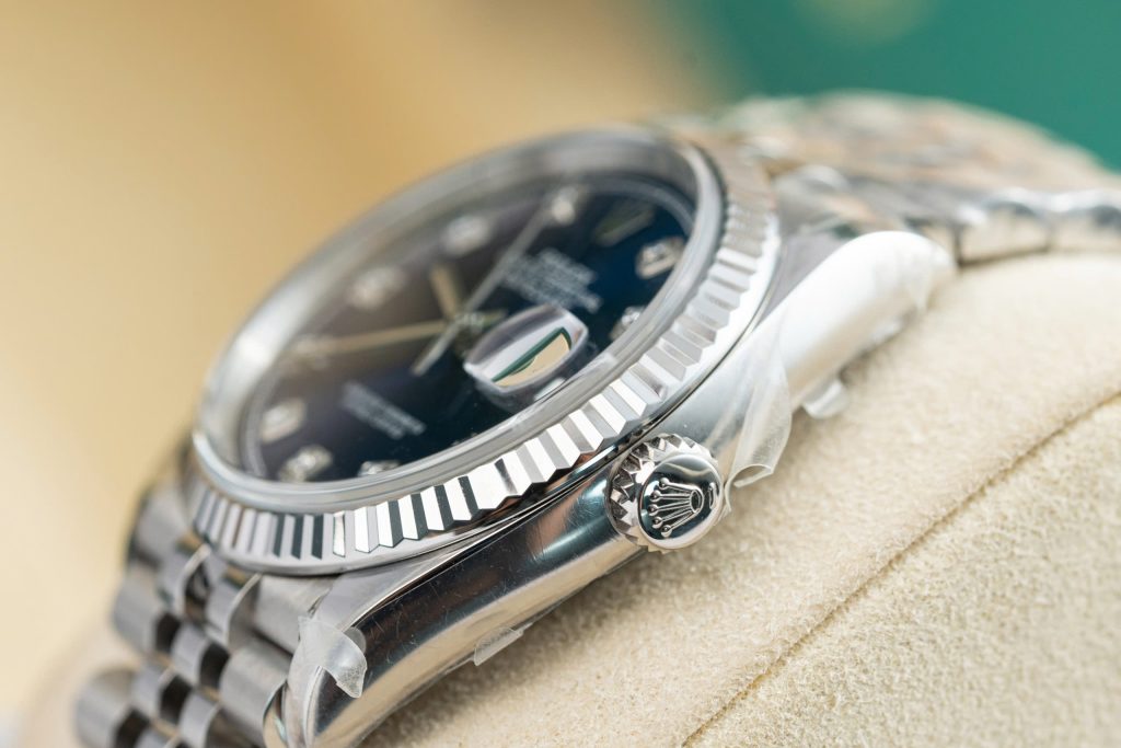 Đồng Hồ Rolex Nam Rep 11 Mặt Xanh Dương Đính Đá Xưởng Clean 126234 36mm (1)