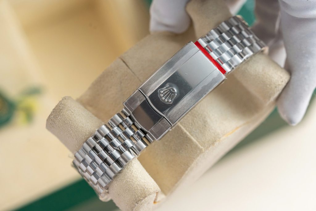 Đồng Hồ Rolex Nam Rep 11 Mặt Xanh Dương Đính Đá Xưởng Clean 126234 36mm (1)