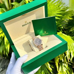 Đồng Hồ Rolex Nữ Đính Full Đá Moissanite Phủ Vàng Hồng 18K 31mm (9)