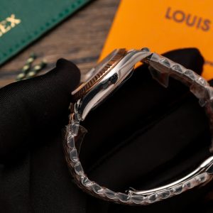 Đồng Hồ Rolex Nữ Rep 11 Mặt Xà Cừ Cọc Số Đá Dây Jubilee 31mm (1)