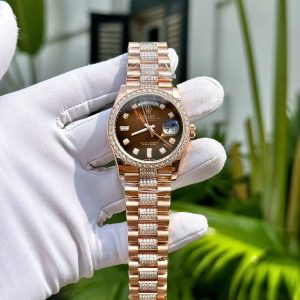 Đồng Hồ Rolex Phủ Vàng Đính Moissanite Mặt Số Nâu Ombre 36mm (7)