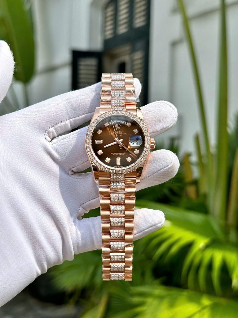 Đồng Hồ Rolex Phủ Vàng Đính Moissanite Mặt Số Nâu Ombre 36mm (7)