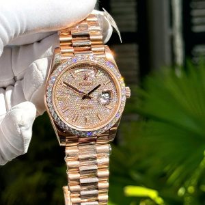 Đồng Hồ Rolex Phủ Vàng Hồng Đính Đá Moissanite Hong Kong Day-Date GM 40mm (3)