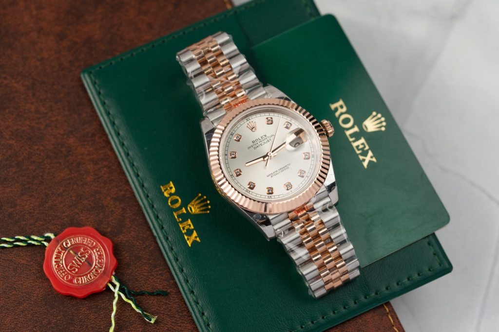 Đồng Hồ Rolex Phủ Vàng Thật DateJust Cọc Số Dạ Quang Xưởng GM 41mm (11)