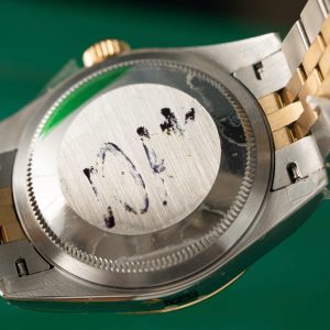 Đồng Hồ Rolex Phủ Vàng Thật Mặt Xà Cừ Tím Chế Tác Hong Kong 31mm (1)