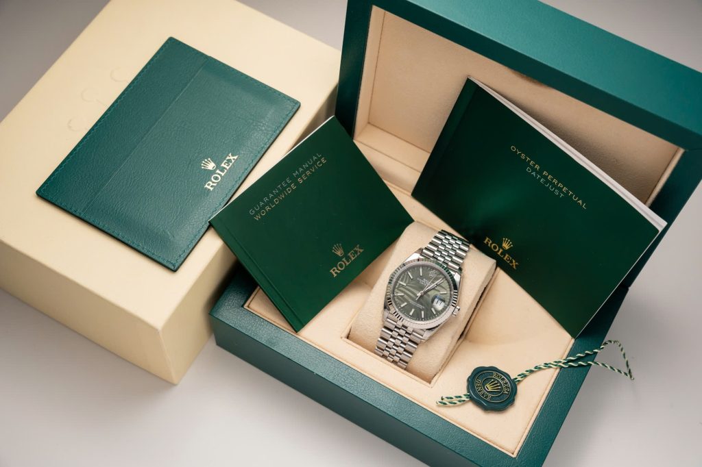 Đồng Hồ Rolex Rep 11 Mặt Số Cây Lá Cọc Dạ Quang Xưởng Clean 126234 36mm (1)