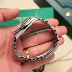 Đồng Hồ Rolex Replica 11 Mặt Xanh Cọc Dạ Quang Clean 126234 36mm (1)