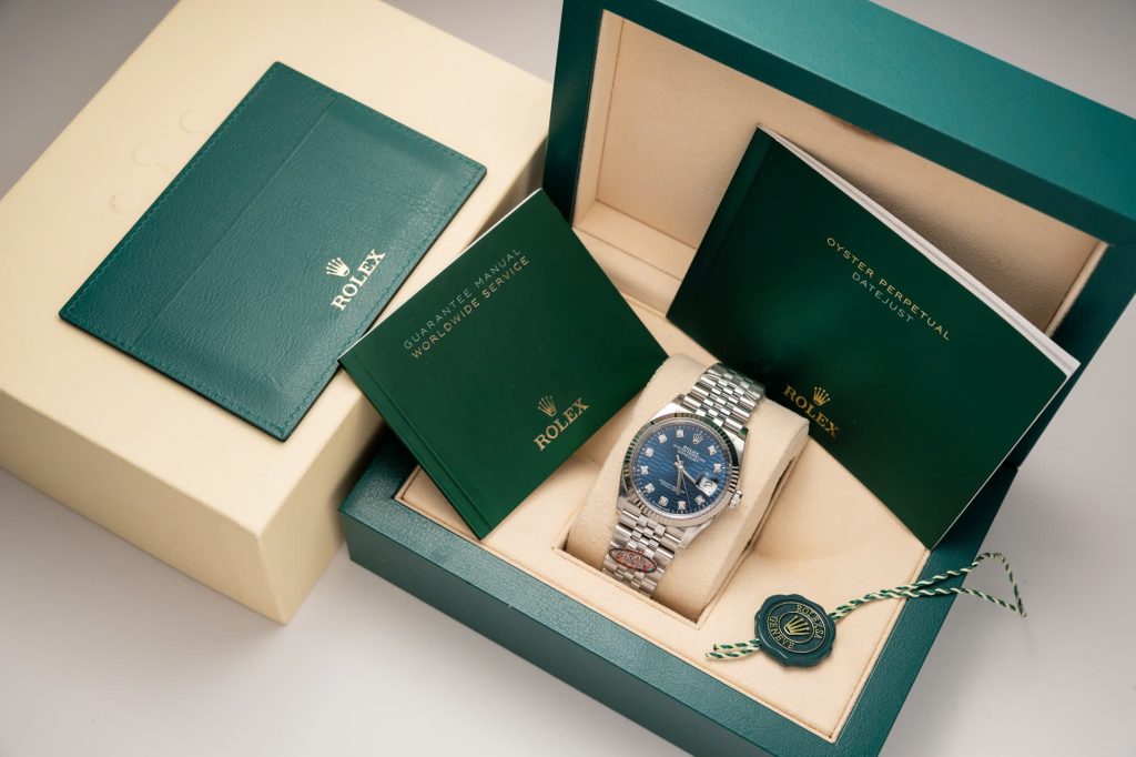 Đồng Hồ Rolex Replica 11 Mặt Xanh Dương Cọc Số Đá Xưởng Clean 126234 36mm (2)