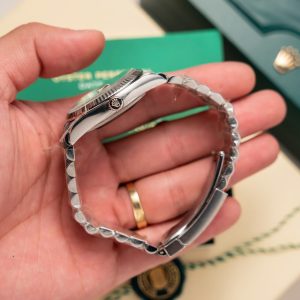 Đồng Hồ Rolex Replica 11 Mặt Xanh Dương Cọc Số Đá Xưởng Clean 126234 36mm (2)