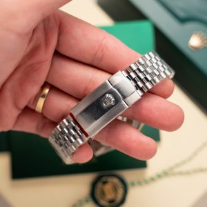 Đồng Hồ Rolex Replica 11 Mặt Xanh Dương Cọc Số Đá Xưởng Clean 126234 36mm (2)