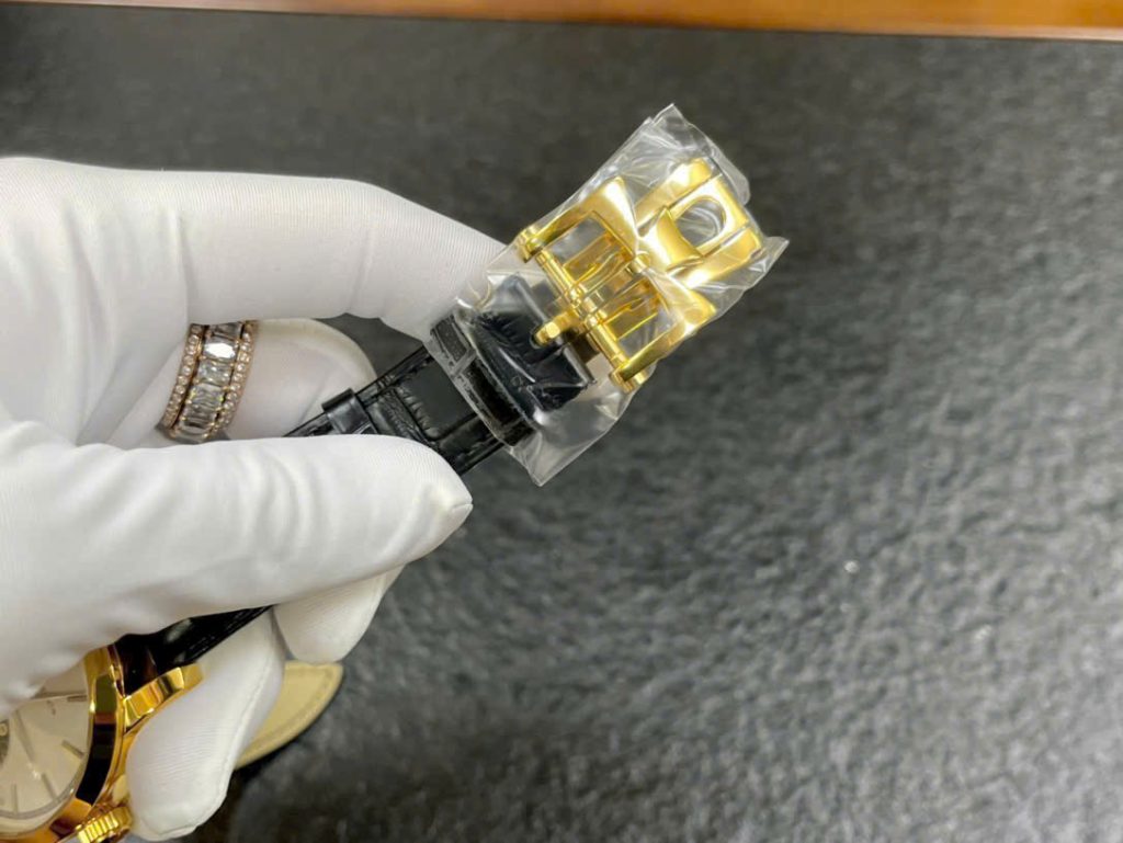 Đồng Hồ Vacheron Constantin Traditionnelle Tourbillon 6000T Rep 11 41mm (1)