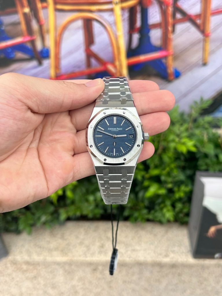 Đồng hồ Audemars Piguet chế tác Royal Oak 15202ST Jumbo mặt xanh dương 39mm