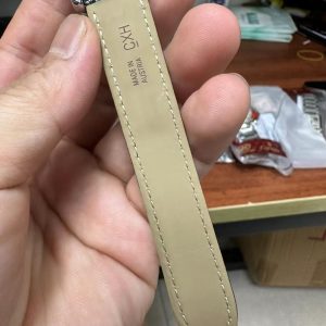 Dong ho Cartier Tank Solo Small Nu Day Da Xuong AF 24x31mm 9