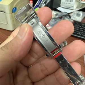 Replica Rolex Watch Daytona 116506 Ice Blue Dial Clean Factory 40mm (1)