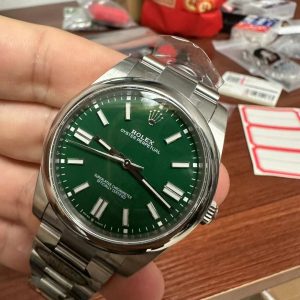 Rolex Oyster Perpetual 124300 Green Dial Replica Watch Clean Factory 41mm (1)