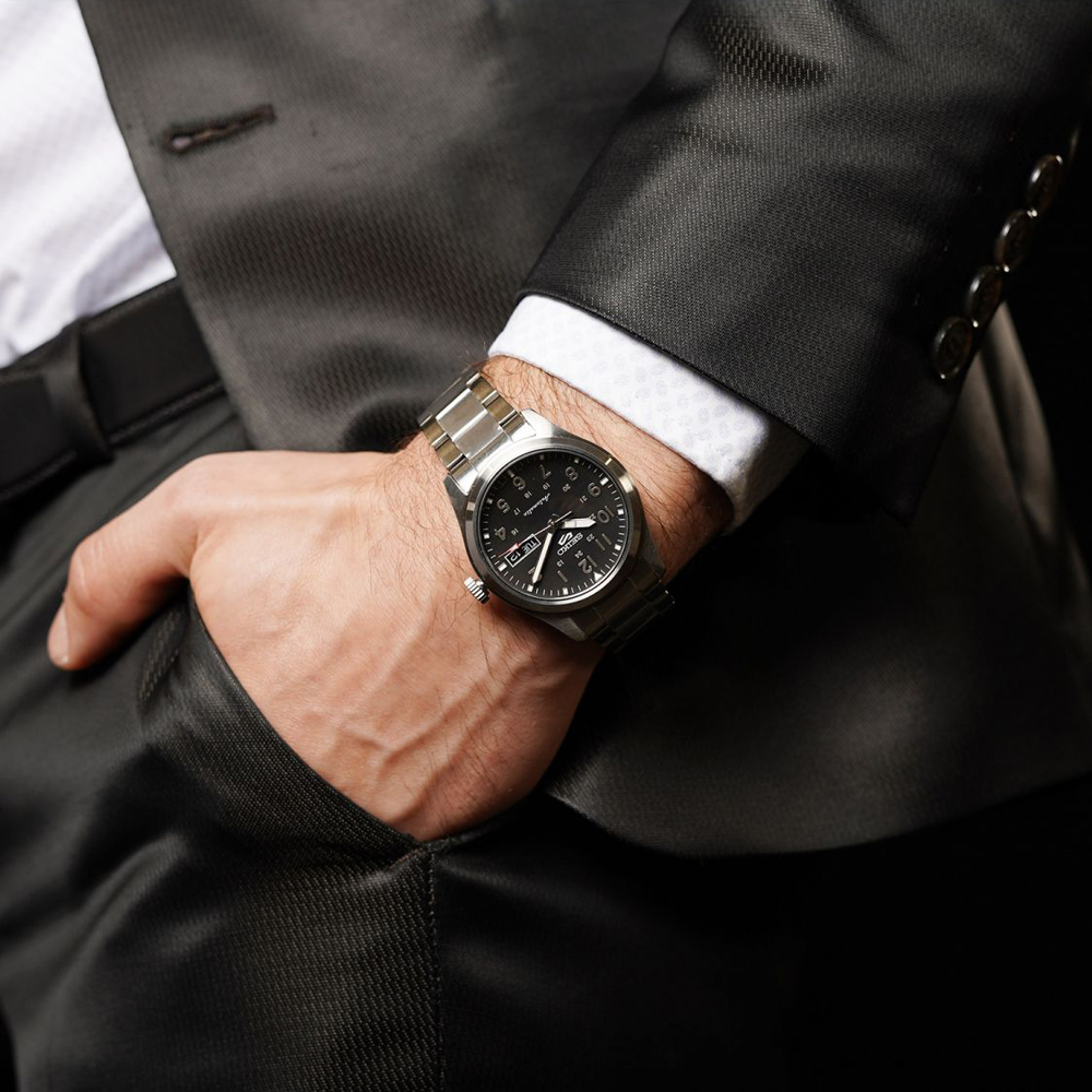 Top 8 Watch Brands Loved by Entrepreneurs (4)