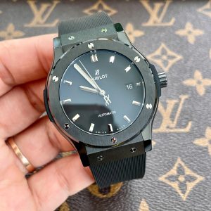 Đồng Hồ Hublot Classic Fusion Vỏ Gốm Đen Dây Cao Su JJZ 42mm (1)