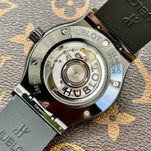 Đồng Hồ Hublot Classic Fusion Vỏ Gốm Đen Dây Cao Su JJZ 42mm (2)
