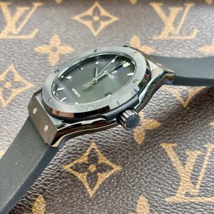 Đồng Hồ Hublot Classic Fusion Vỏ Gốm Đen Dây Cao Su JJZ 42mm (1)