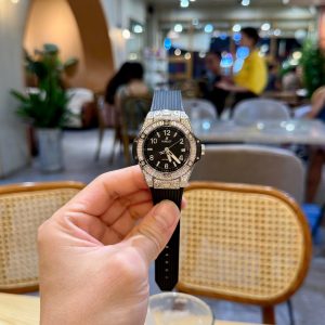 Đồng Hồ Hublot Dây Cao Su Màu Đen Đính Full Đá Big Bang One Click 39mm (1)