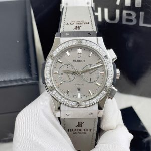 Đồng Hồ Hublot Fake Cao Cấp Máy Cơ Nhật Màu Xám Đính Đá 42mm (5)