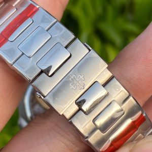 Đồng Hồ Patek Philippe Fake Cao Cấp Nautilus 5712 Mặt Xanh Xưởng GR 40mm (1)