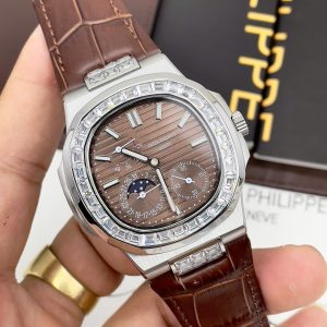 Đồng Hồ Patek Philippe Nautilus 5724 Màu Nâu Fake Máy Nhật 40mm (1)