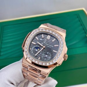 Đồng Hồ Patek Philippe Nautilus 5724 Máy Nhật Dây Kim Loại 40mm (5)