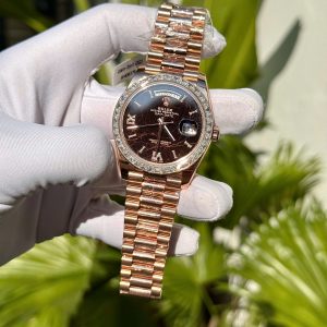 Đồng Hồ Rolex Day-Date Mặt Số Eisenkiesel Phủ Vàng Đính Moissanite 40mm (2)