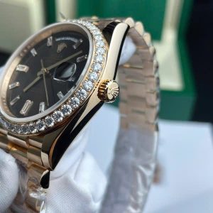 Đồng Hồ Rolex Day-Date Phủ Vàng Hồng Đính Đá Moissanite GM Factory 40mm (8)