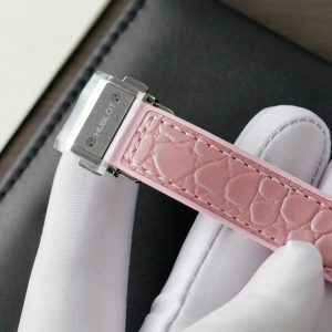 Đồng Hồ Hublot Classic Fusion Nữ Mặt Xà Cừ Đính Full Đá Replica 11 33mm (2)