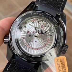 Đồng Hồ Omega Chế Tác Planet Ocean GMT Vỏ Gốm Đen Xưởng VS 45 (8)