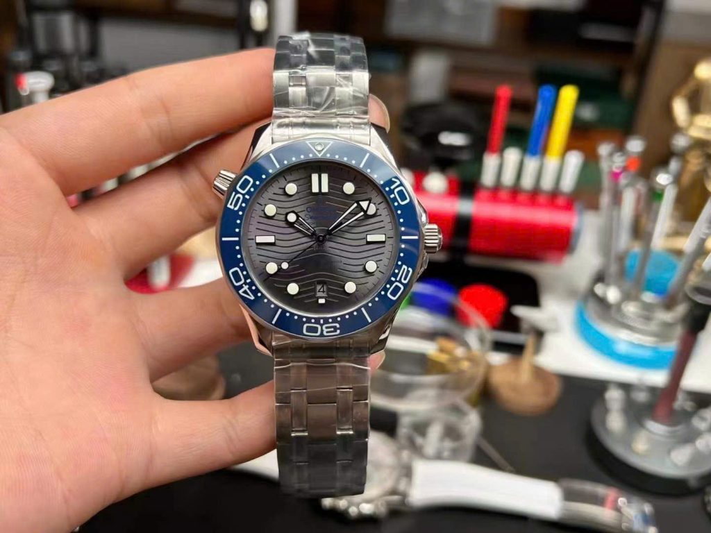 Đồng Hồ Omega Seamaster CO‑AXIAL Mặt Xám Viền Gốm Xanh VSF 42mm (2)