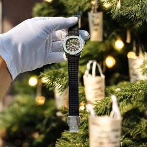 Đồng Hồ Patek Philippe Aquanaut 5067 Nữ Đính Đá Replica Màu Nâu 35 (1)