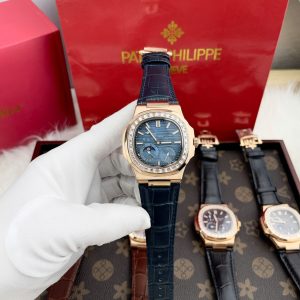 Đồng Hồ Patek Philippe Fake Cao Cấp Màu Xanh Nautilus 5724R 40mm (1)