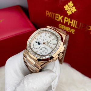 Đồng Hồ Patek Philippe Máy Cơ Nhật Nautilus 5724 Mặt Trắng Fake 40mm (1)
