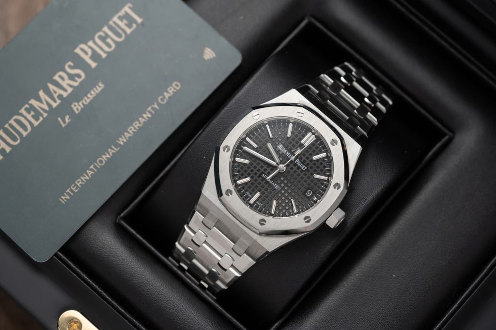 Đồng Hồ Audemars Piguet Rep 11 Royal Oak 15450ST Mặt Đen Xưởng APS 41mm (8)