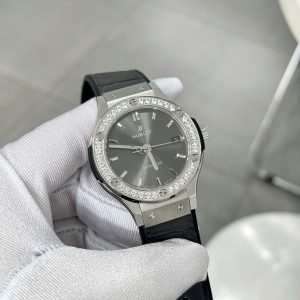 Đồng Hồ Hublot Classic Fusion Đính Đá Mặt Xám Fake Máy Thuỵ Sỹ 38mm (7)