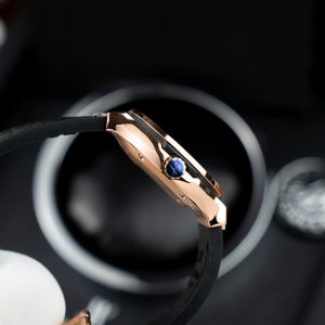 Đồng Hồ Hublot Classic Fusion King Gold Màu Đen Nữ Rep 11 Thuỵ Sỹ 33mm (1)