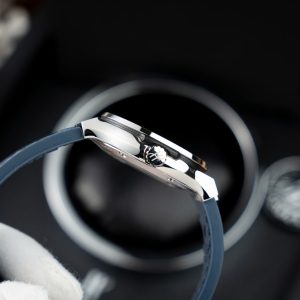 Đồng Hồ Hublot Classic Fusion Titanium Màu Xanh Dương Nữ Rep 11 Thuỵ Sỹ 33mm (5)