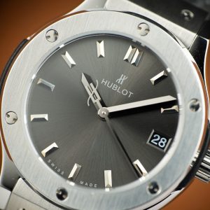 Đồng Hồ Hublot Classic Fusion Titanium Replica Cao Cấp Nữ Máy Thuỵ Sỹ 33mm (9)