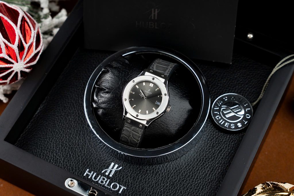 Đồng Hồ Hublot Classic Fusion Titanium Replica Cao Cấp Nữ Máy Thuỵ Sỹ 33mm (9)