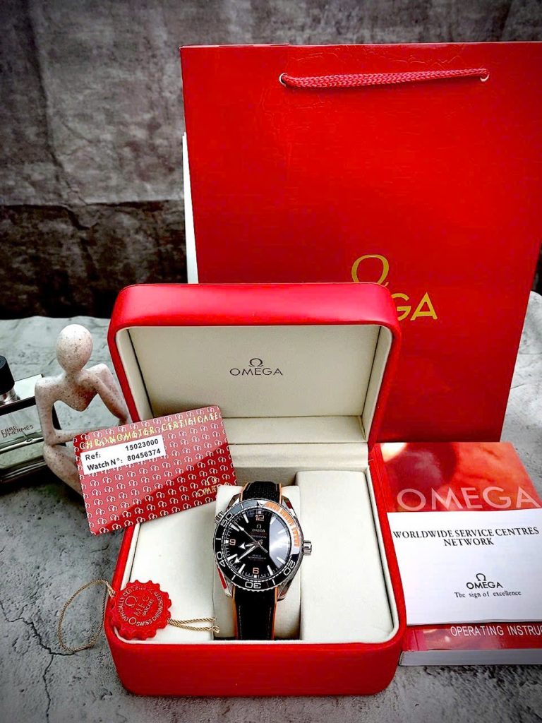 Đồng Hồ Omega Máy Cơ Nhật Fake Cao Cấp Seamaster Planet Ocean Dây Cao Su 43mm (14)