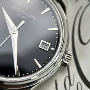 Đồng Hồ Patek Philippe Calatrava 5227G Replica Cao Cấp Nhất Xưởng 3K Màu Đen 39mm) (5)