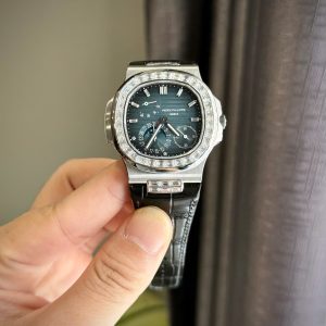 Đồng Hồ Patek Philippe Nautilus 5724G Đính Đá Moissanite Hong Kong Xưởng PPF 40mm (2)
